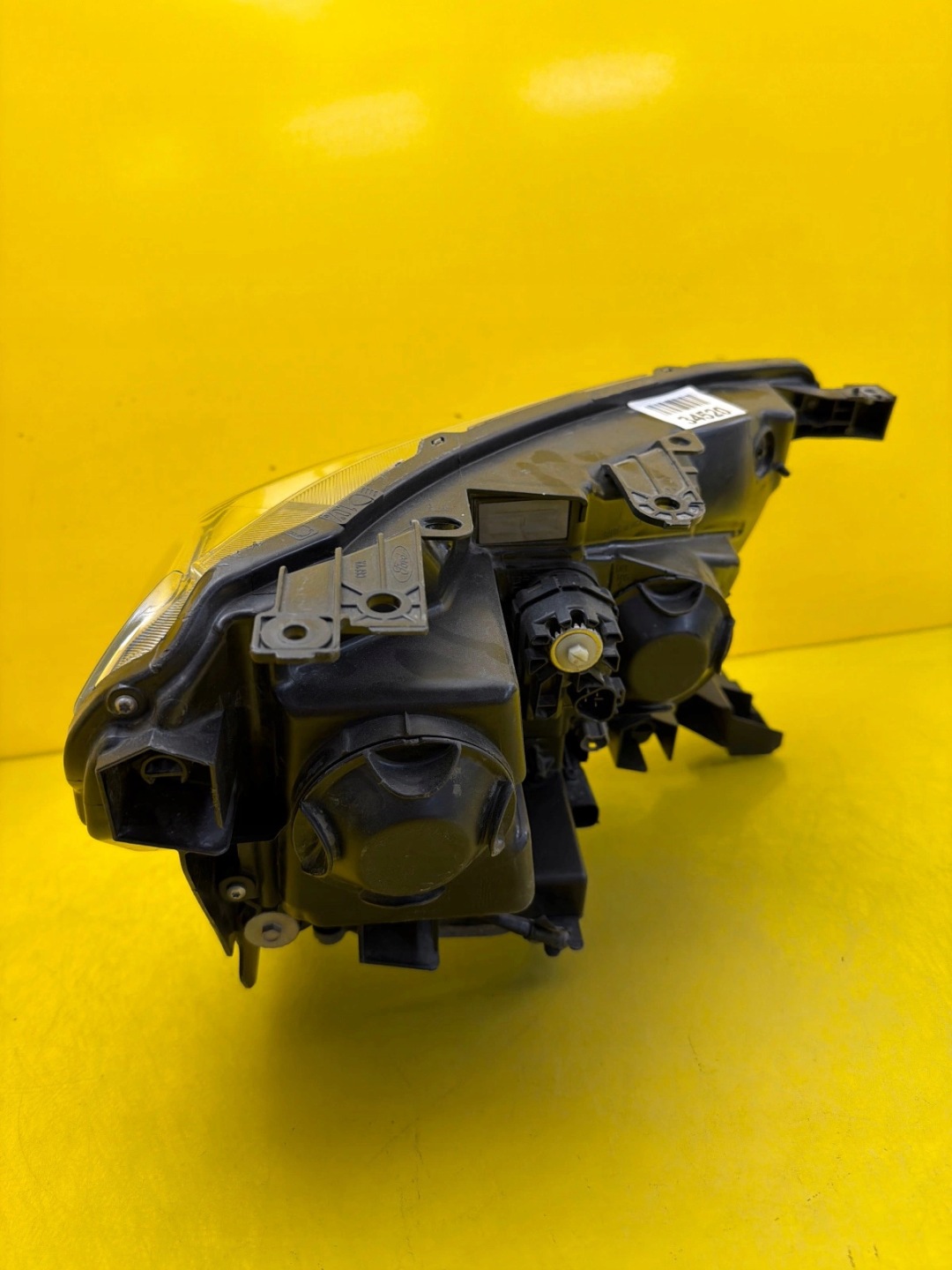 light left front Ford Ranger Raptor Xenon