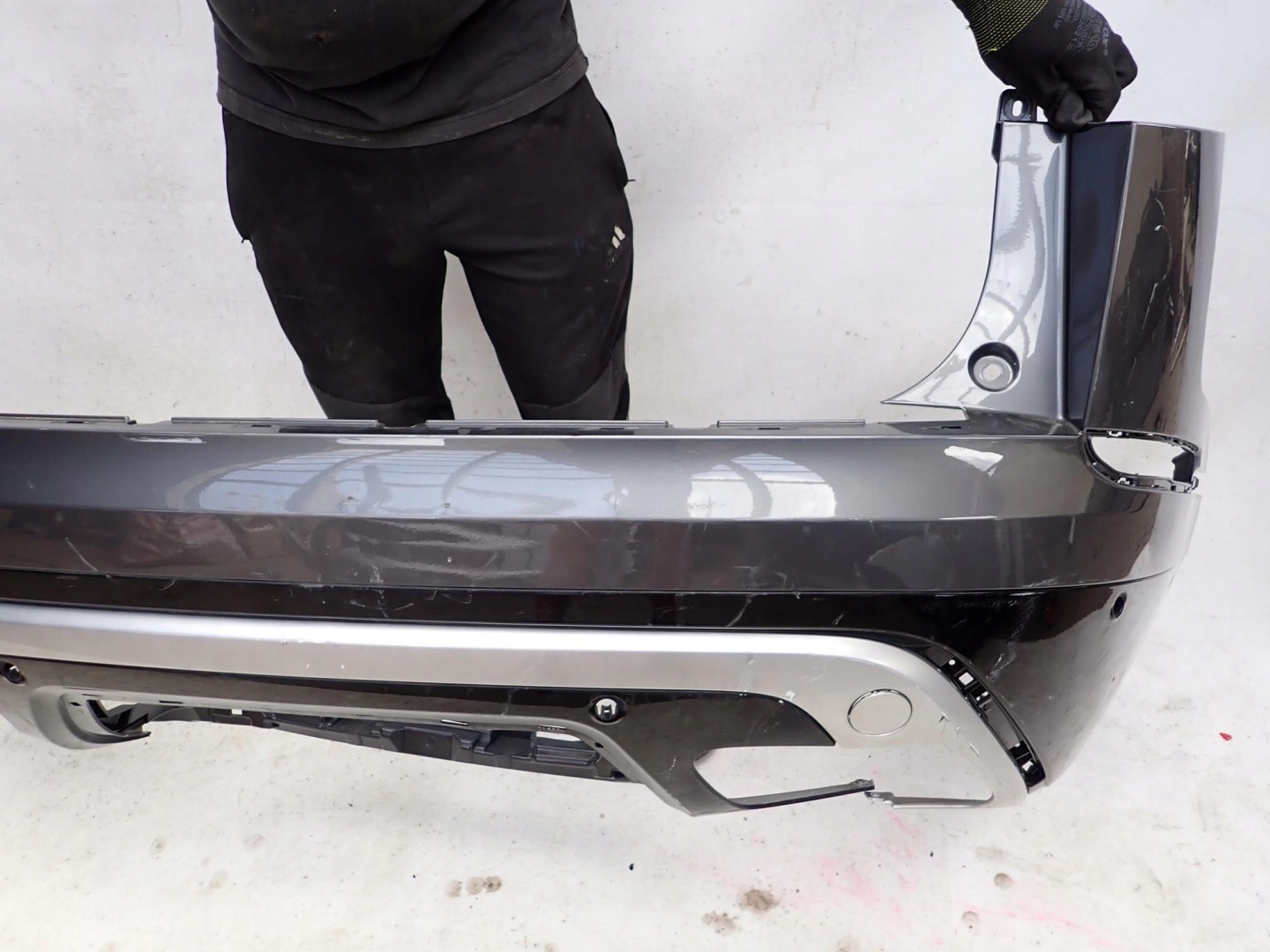 RANGE ROVER VELAR R-DYNAMIC 17-23 bumper rear part rear PDC