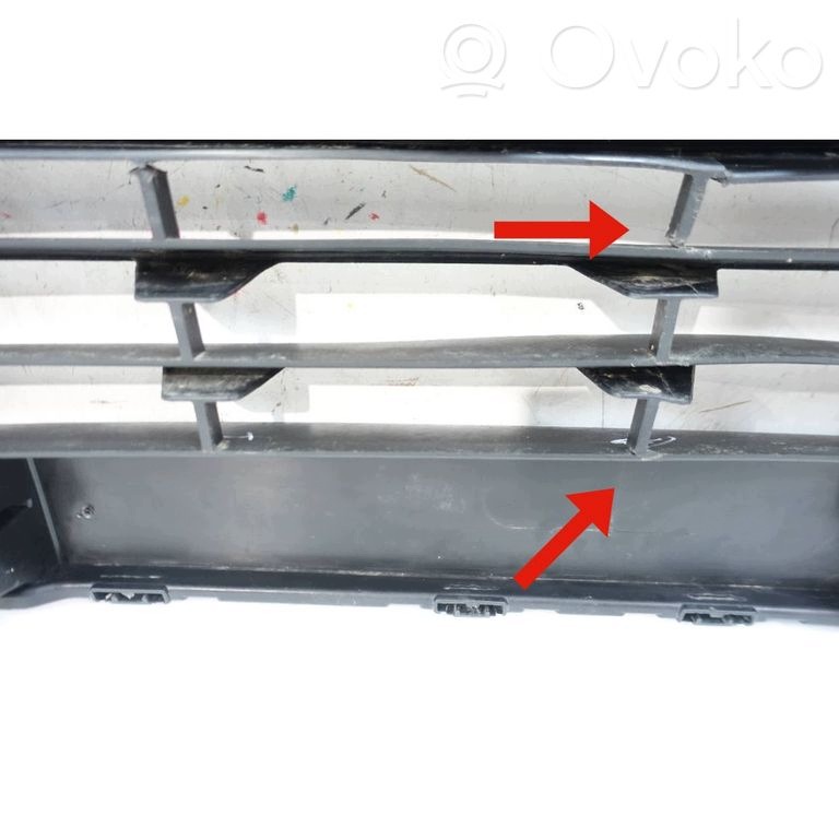 grid grille of a bumper front RENAULT CLIO IV 4 2012-2016 628165104R
