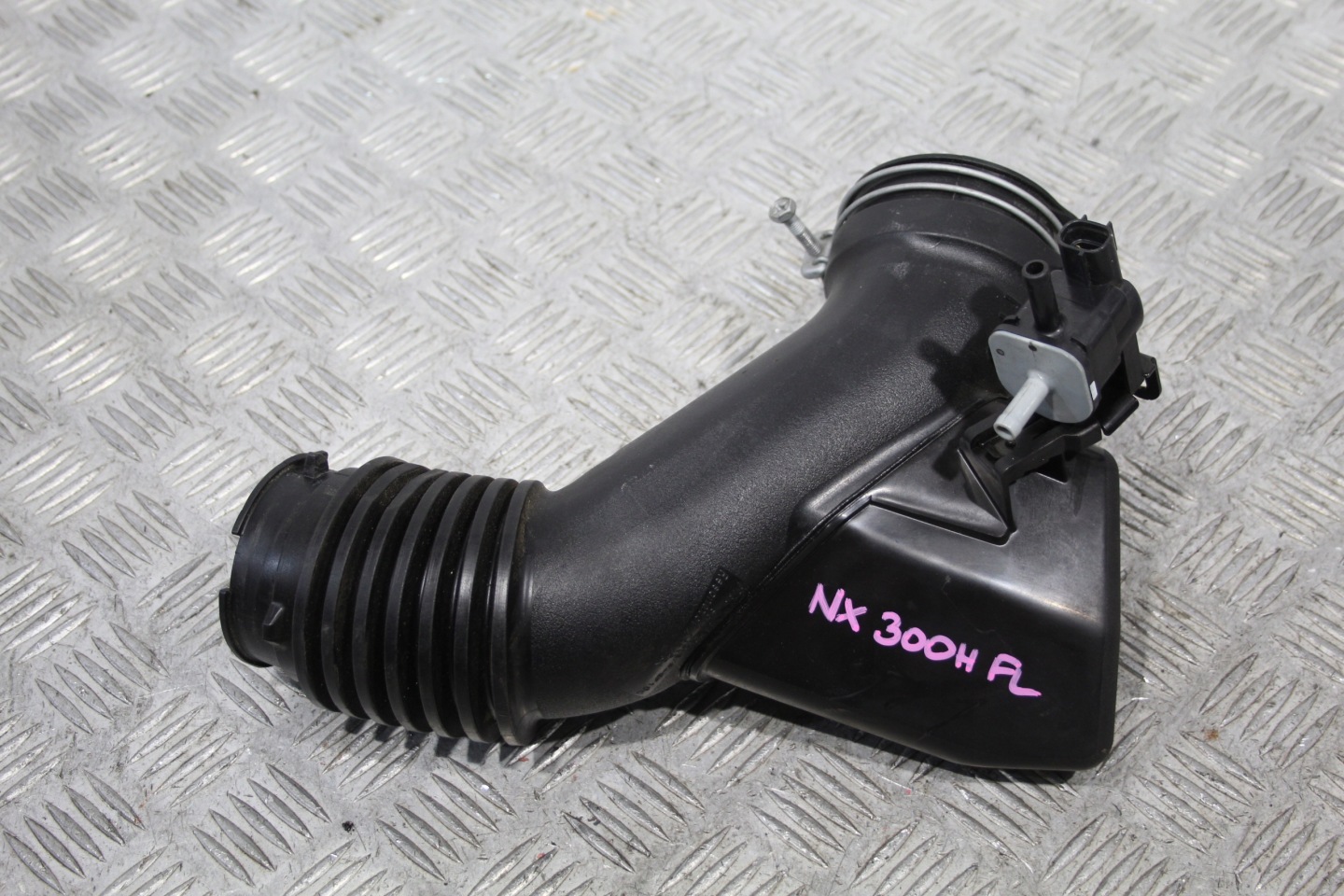 wiring air pipe LEXUS NX 300H LIFT