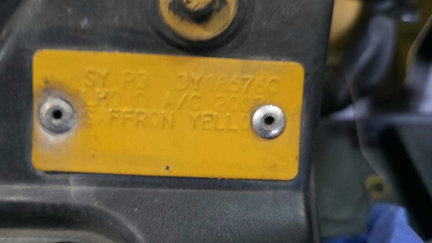 FORD TRANSIT CONNECT and 1 PT2 MK1 02-06 bumper front front SAFFRON YELLO