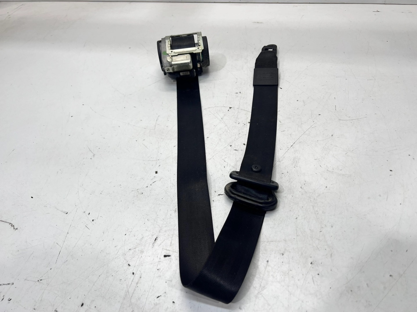 seat belt right front AUDI A6 C6 4F0857706 black