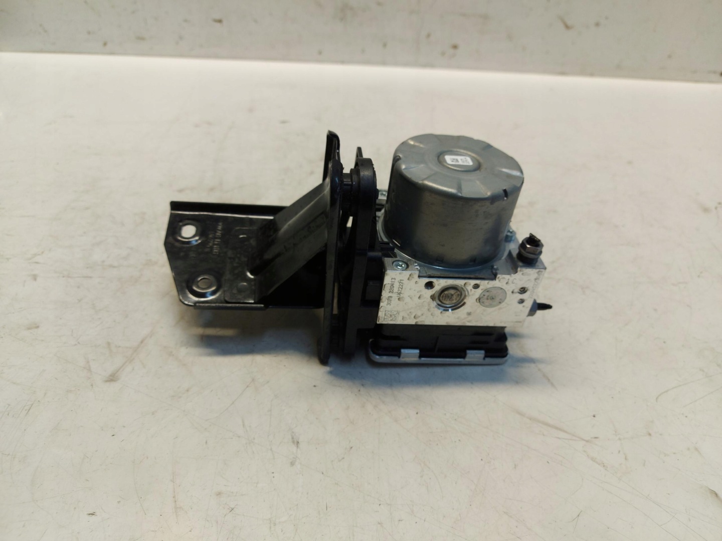 SKODA KAROQ LIFT 57A pump abs control unit module 5q0614517ga