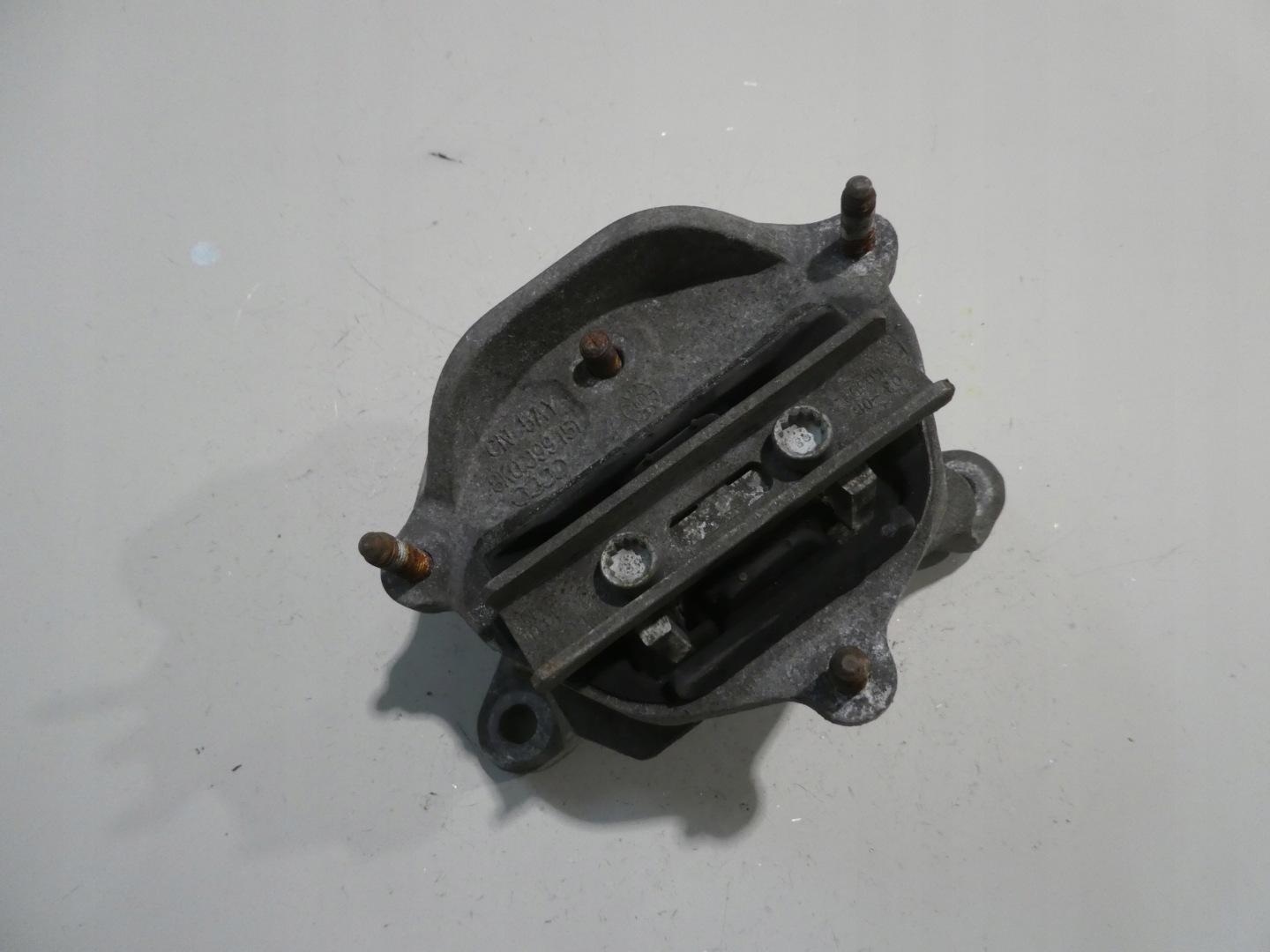 holder gearbox mounting AUDI A4 A5 8K0399115R