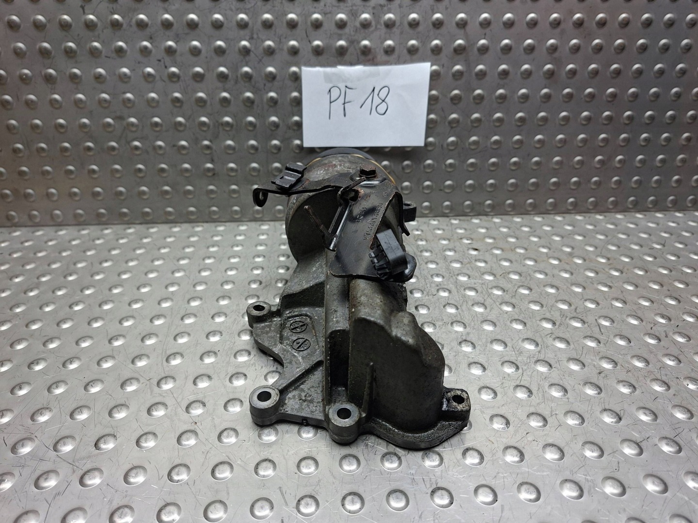 Ölfiltergehäuse MINI COOPER S R56 06- 1.6 T V755852180