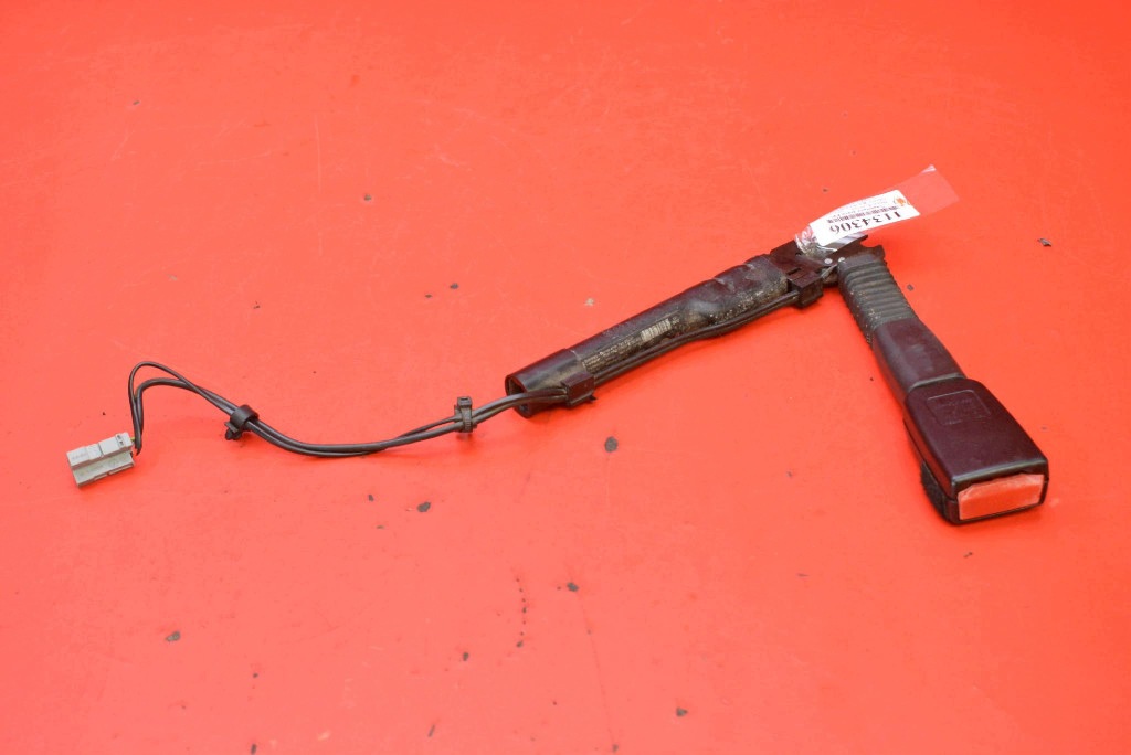 spanner gurtschloss rechts vorne 9119542 BMW E90 E91 04-12