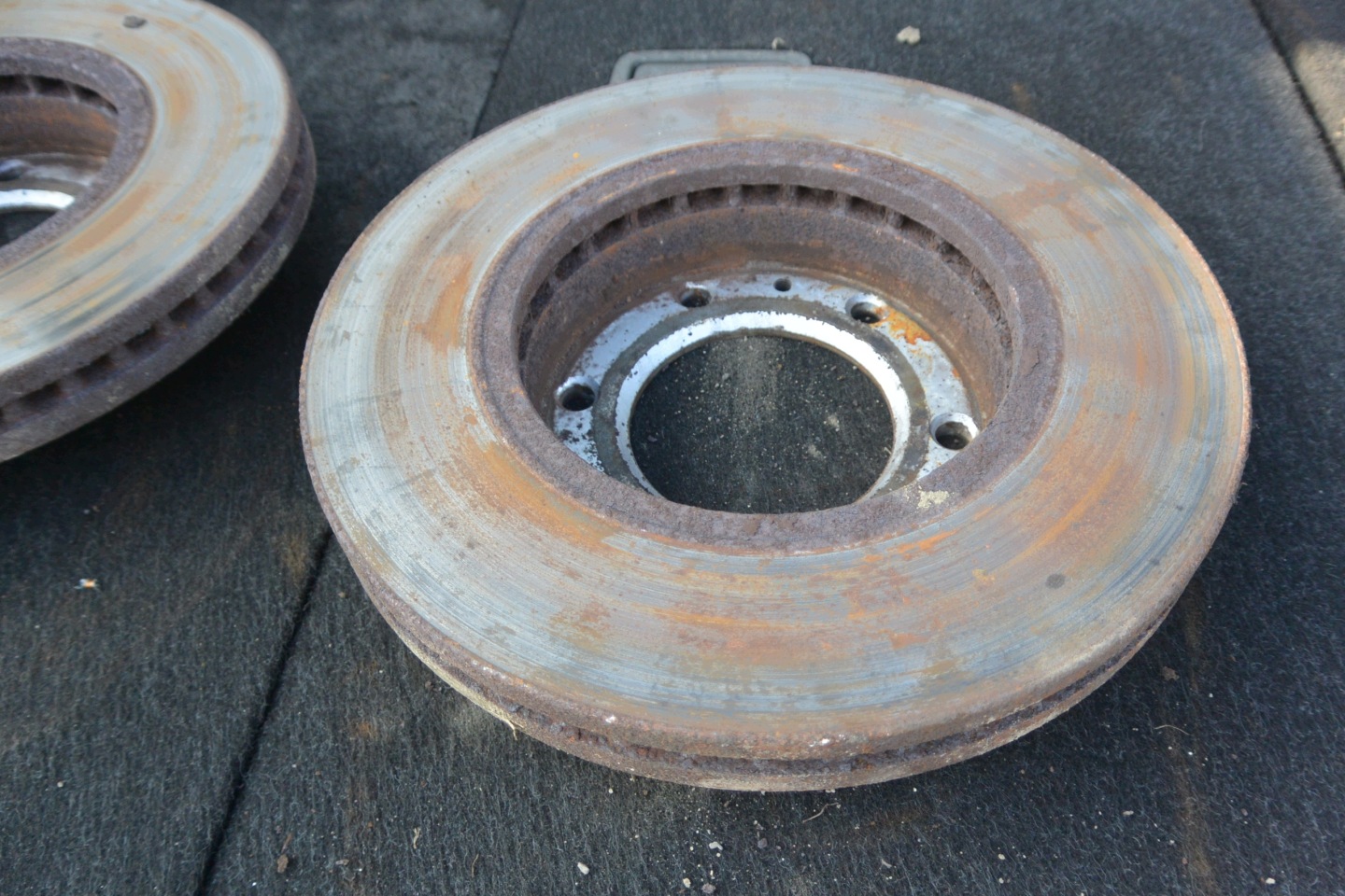 disc brake front left right 305MM FORD RANGER 5 MKV TKE KOMPLET
