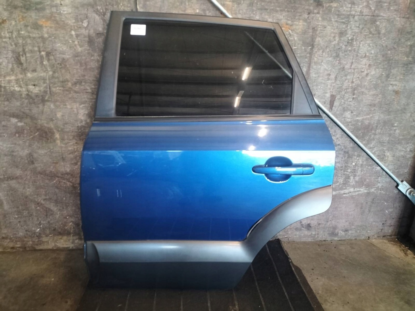 door complete left rear part HYUNDAI TUCSON and OL MARIANE BLUE