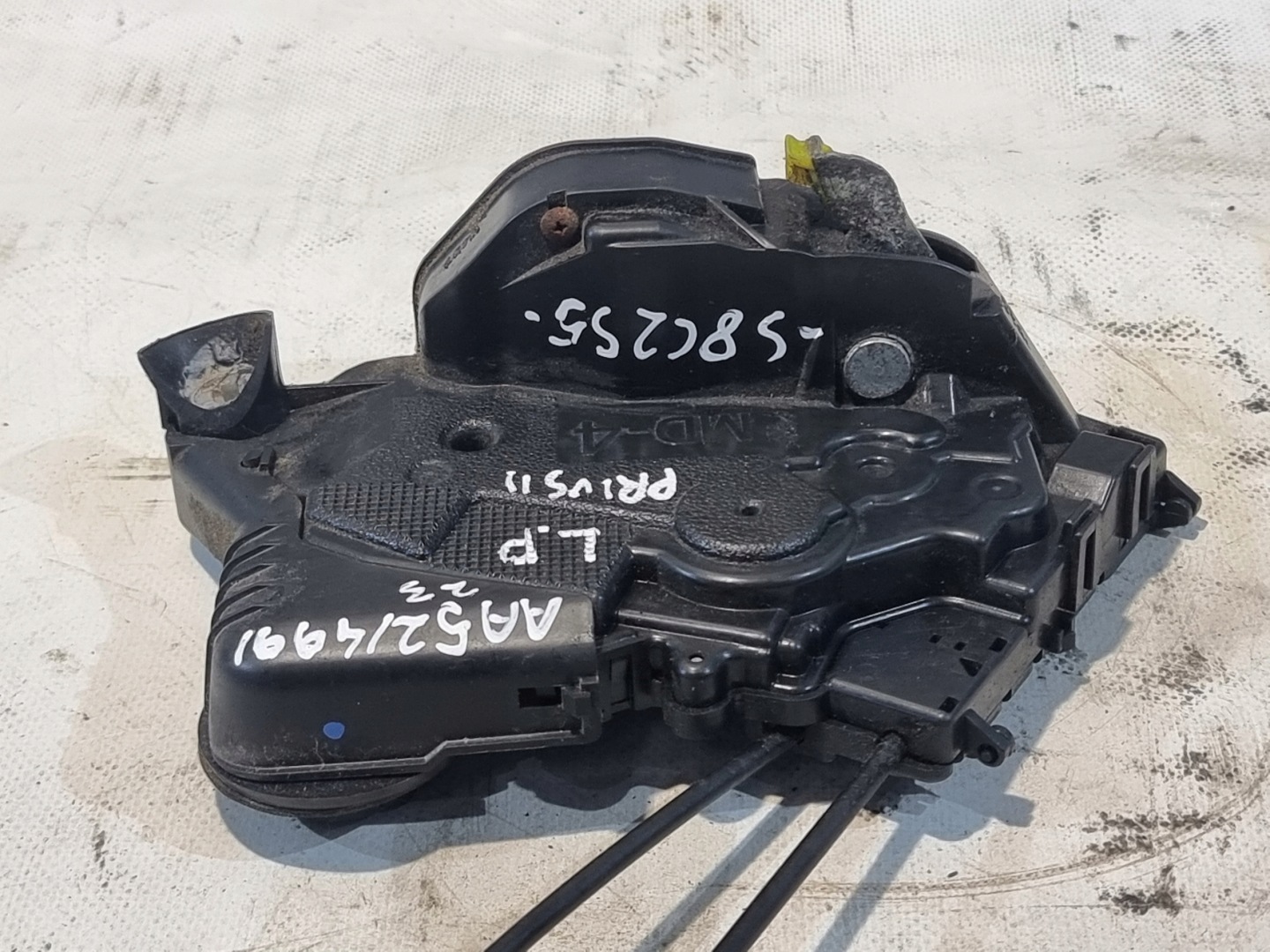 lock door left front TOYOTA PRIUS II 08r