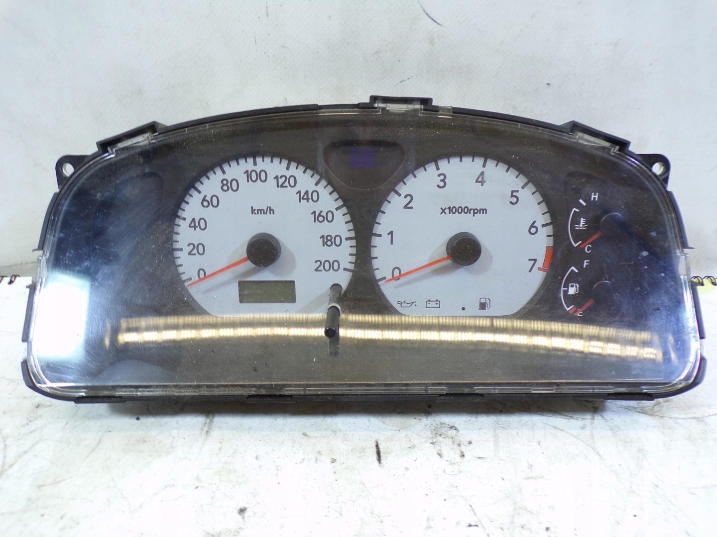 running board STARTOWY SUZUKI WAGON R+ 1.3 33920-83EE (1)