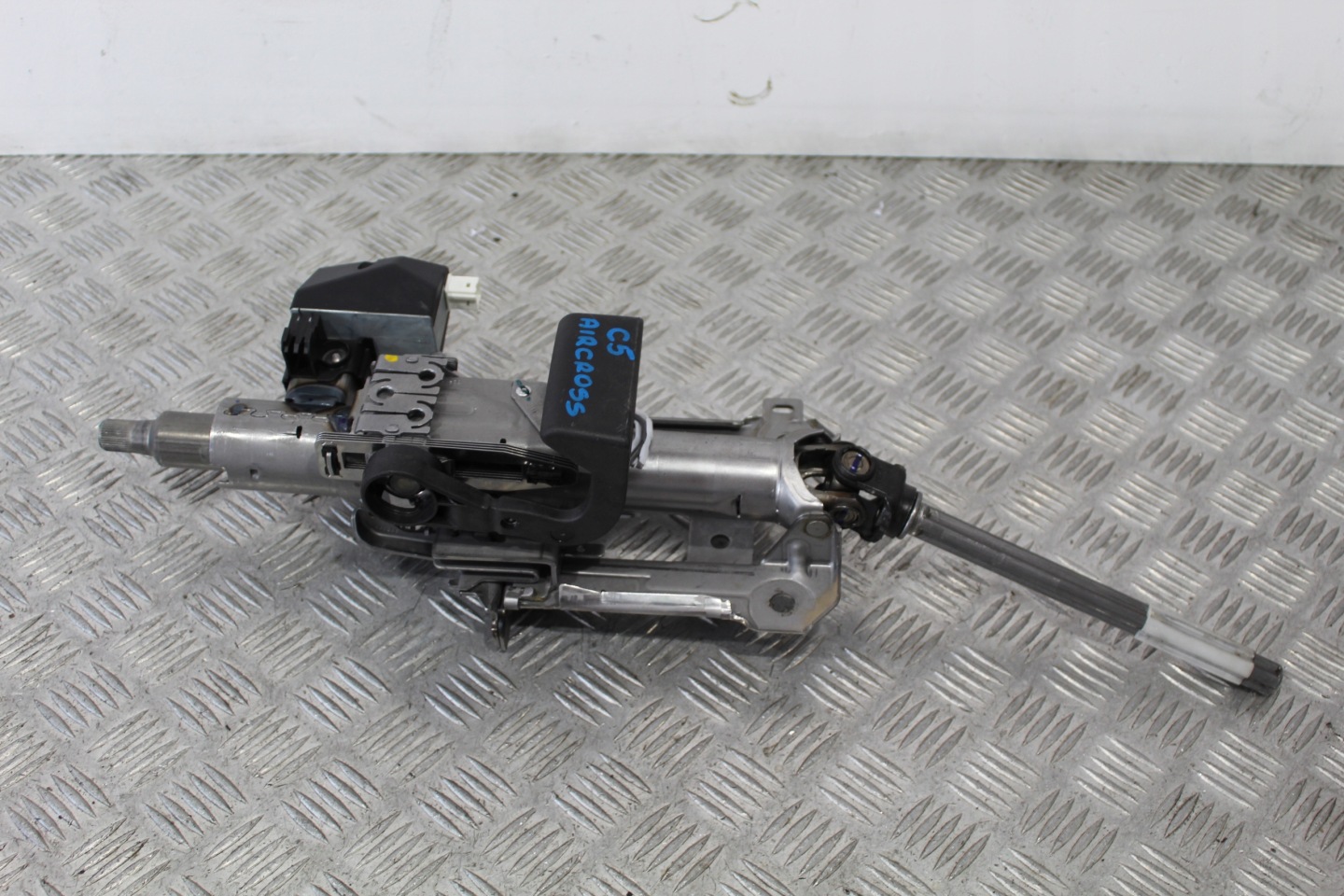 steering wheel rod blocking CITROEN C5 AIRCROSS