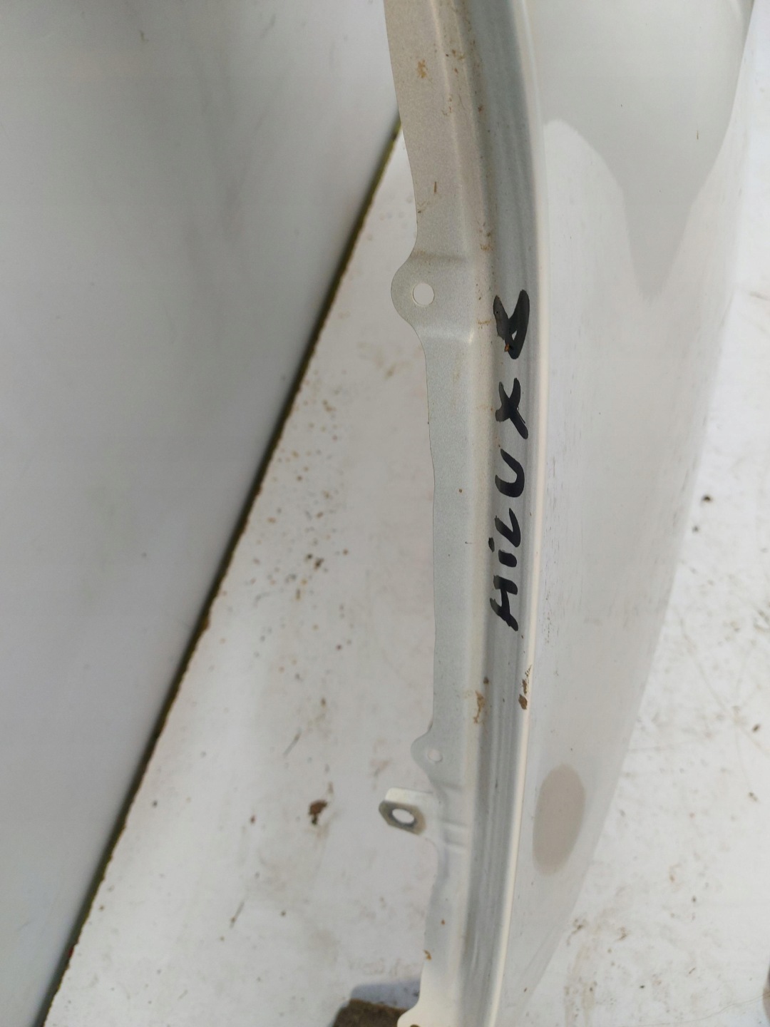 Toyota Hilux VIII 8 2019R fender right front