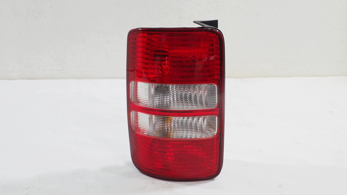 VW Caddy III lift light left rear part 2K5945111C