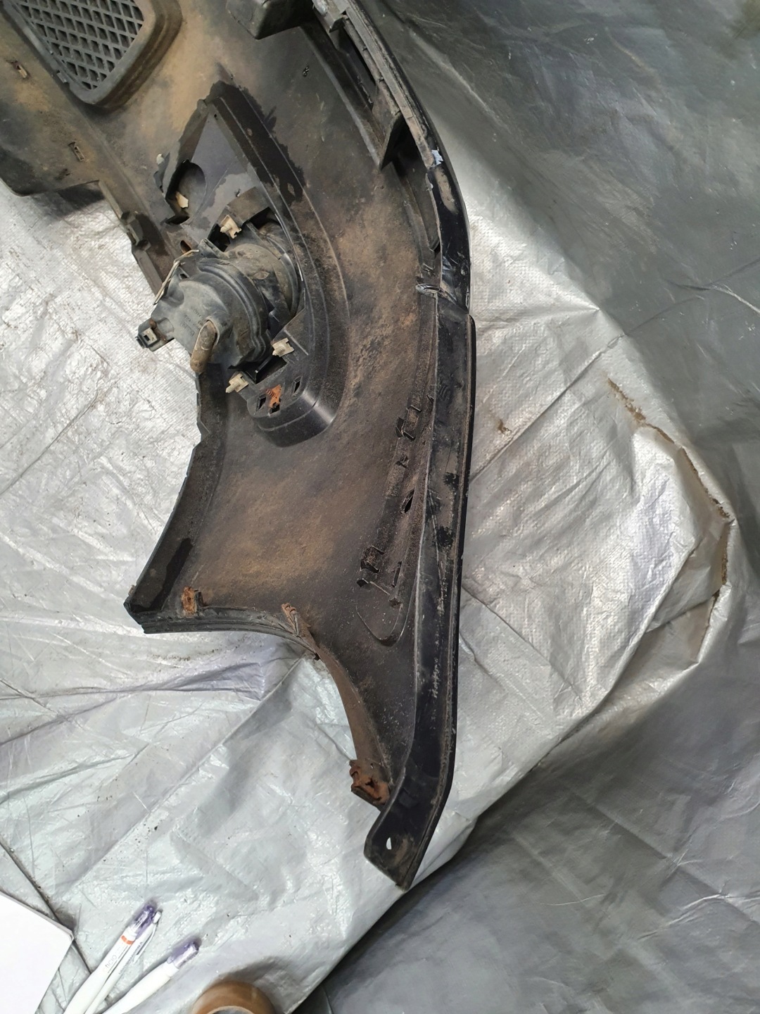 bumper front VW VOLKSWAGEN POLO III LIFT LAK. LC9Z