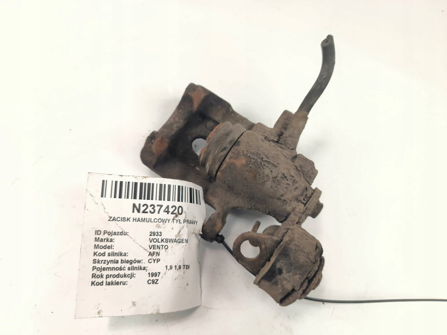 caliper brake rear part right 1.9 TDI VOLKSWAGEN VENTO