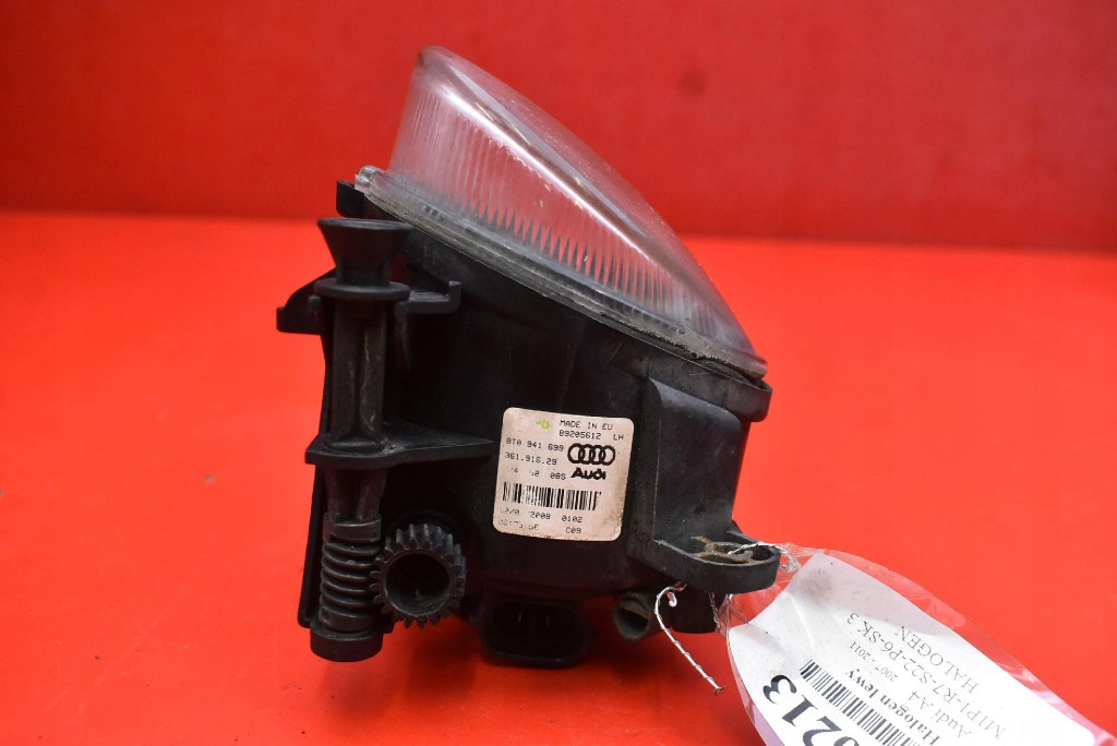 fog light left front front 8T0941699 AUDI A4 B8 07-11
