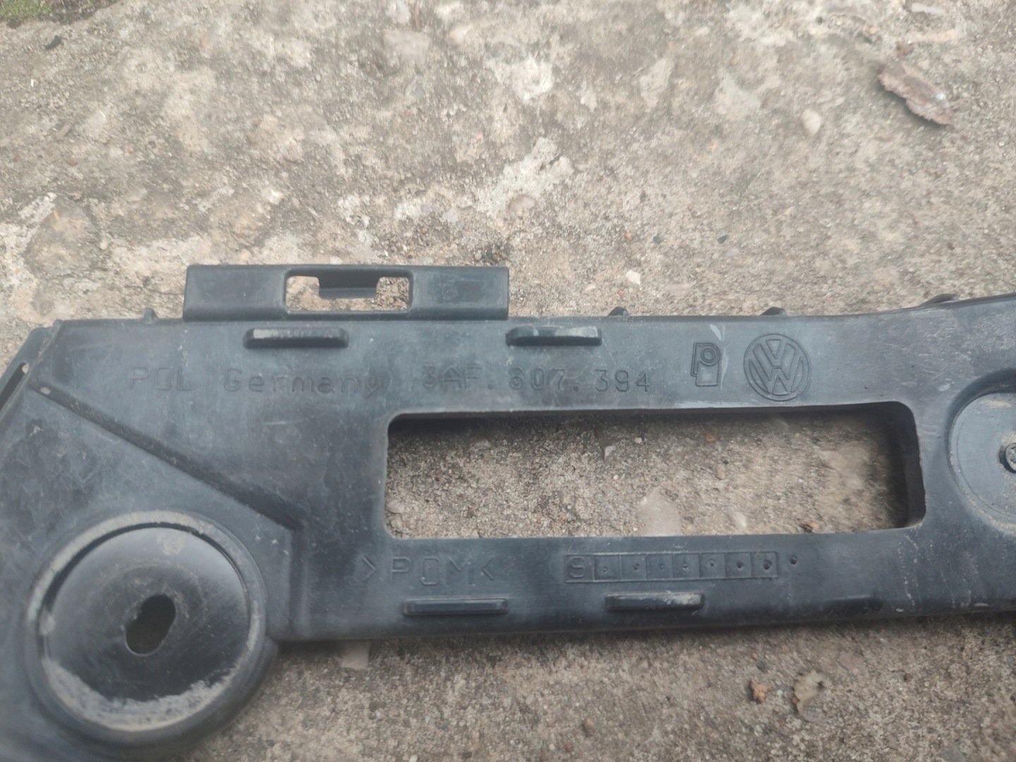 bumper bracket right rear part right rear VW PASSAT B7 KOMBI 3AF807394