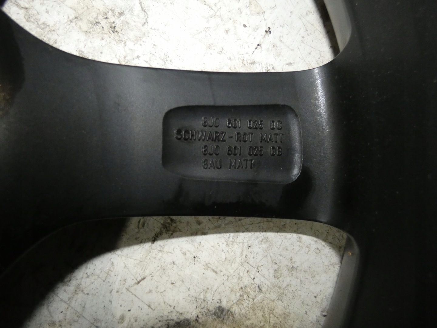 Audi hliníkový disk 19 8J0601025DB