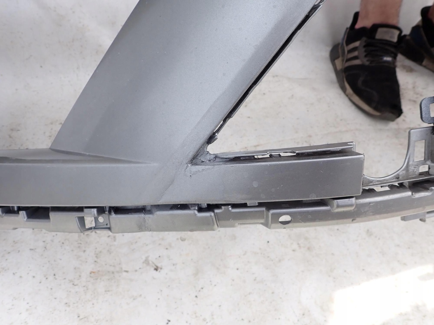 VW TOUAREG II LIFT 14-18 bumper front washer PDC