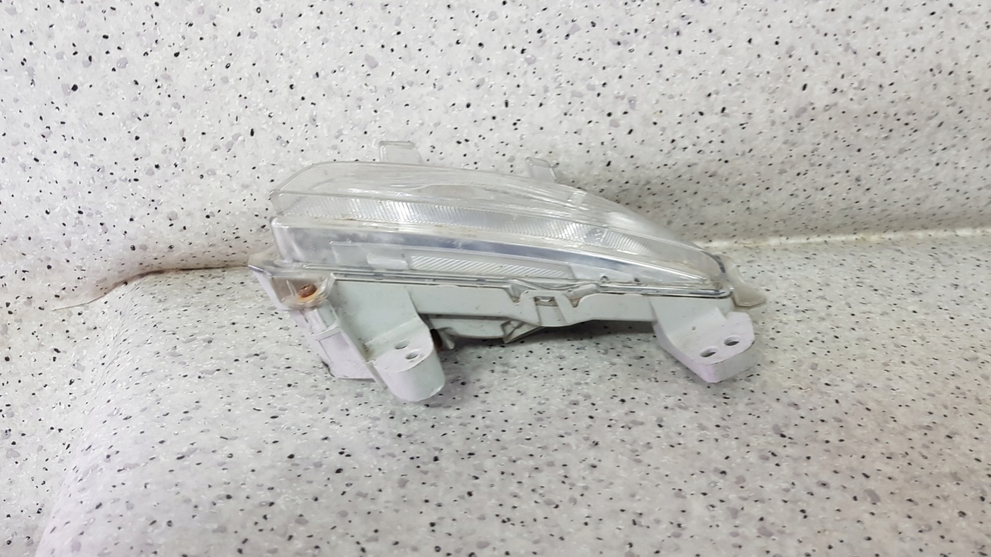MAZDA 3 2013 - links Blinker W Stoßstange 2657