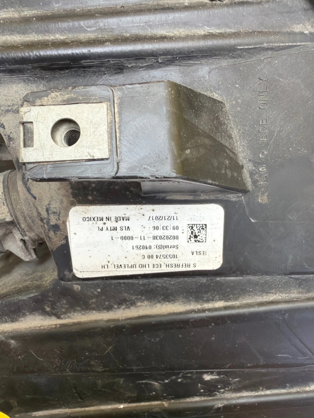 light left front Tesla S Lift Full Led 105357400C