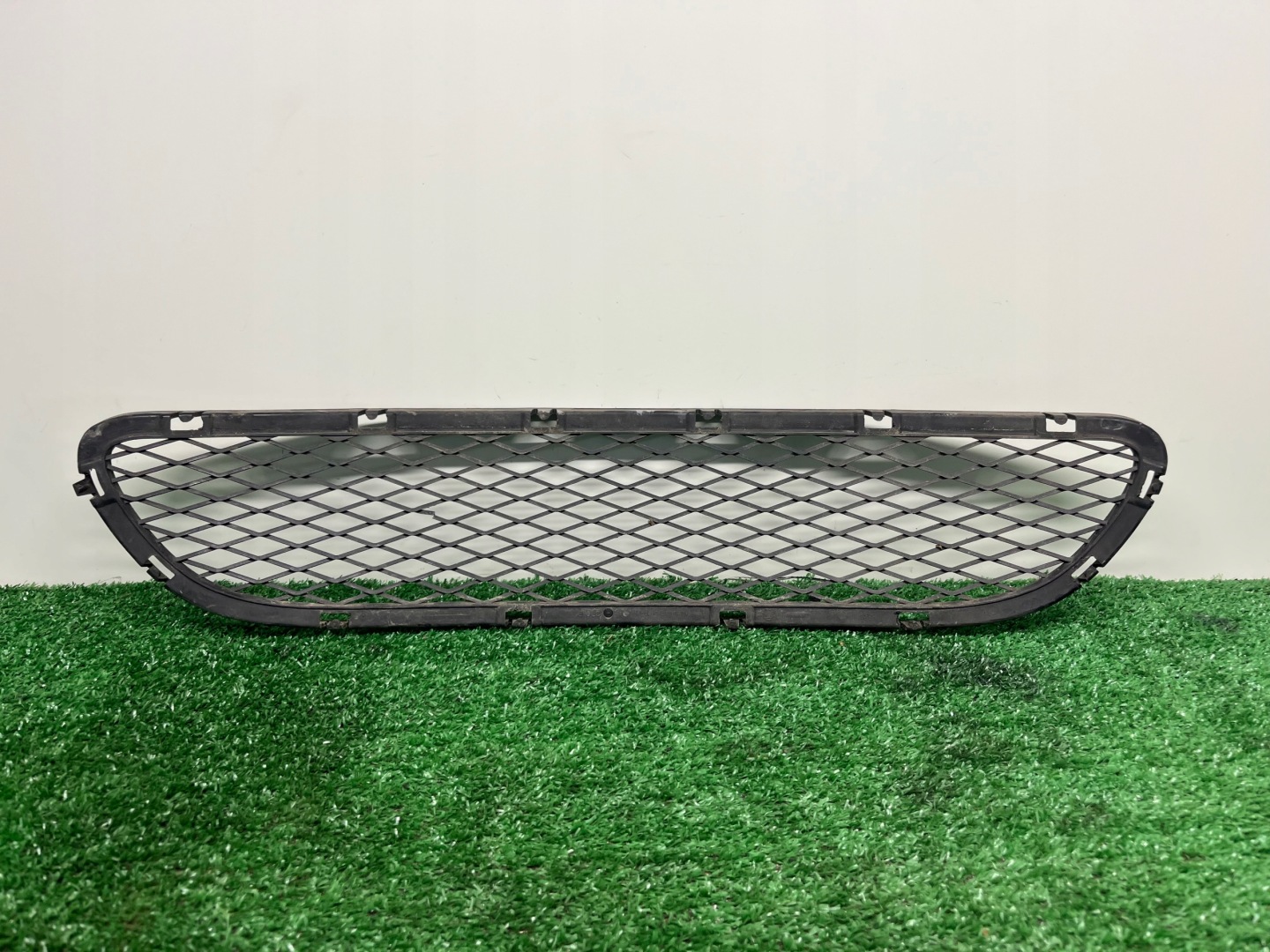 Lüftungsgitter der Stoßstange mitte BMW E91 51117198906