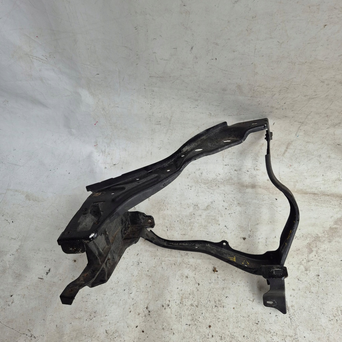 MERCEDES E KLASA W212 09- OKULAR lights LEWEJ support pillar A21262002