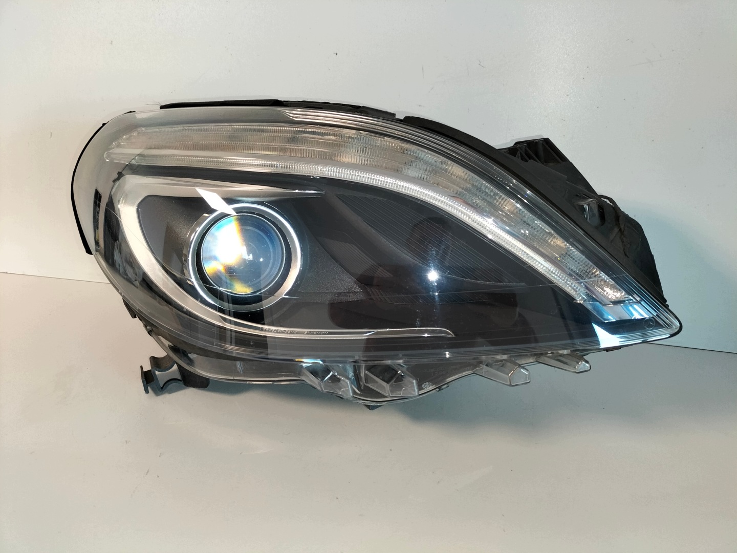 light front reflektor right MERCEDES B class W246 11-14 XENON non-setting