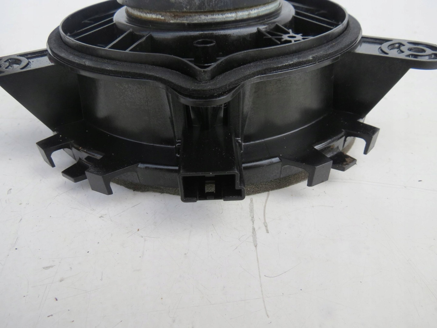 speaker front VOLVO V70 lll 3.2 B R6 243 KM 07-16r 30657445