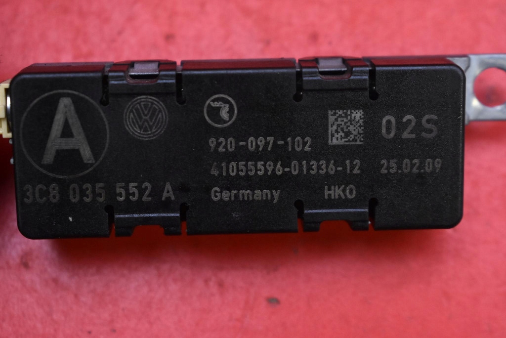 amplifier ANTENY 3C8035552A VW PASSAT CC 08-12
