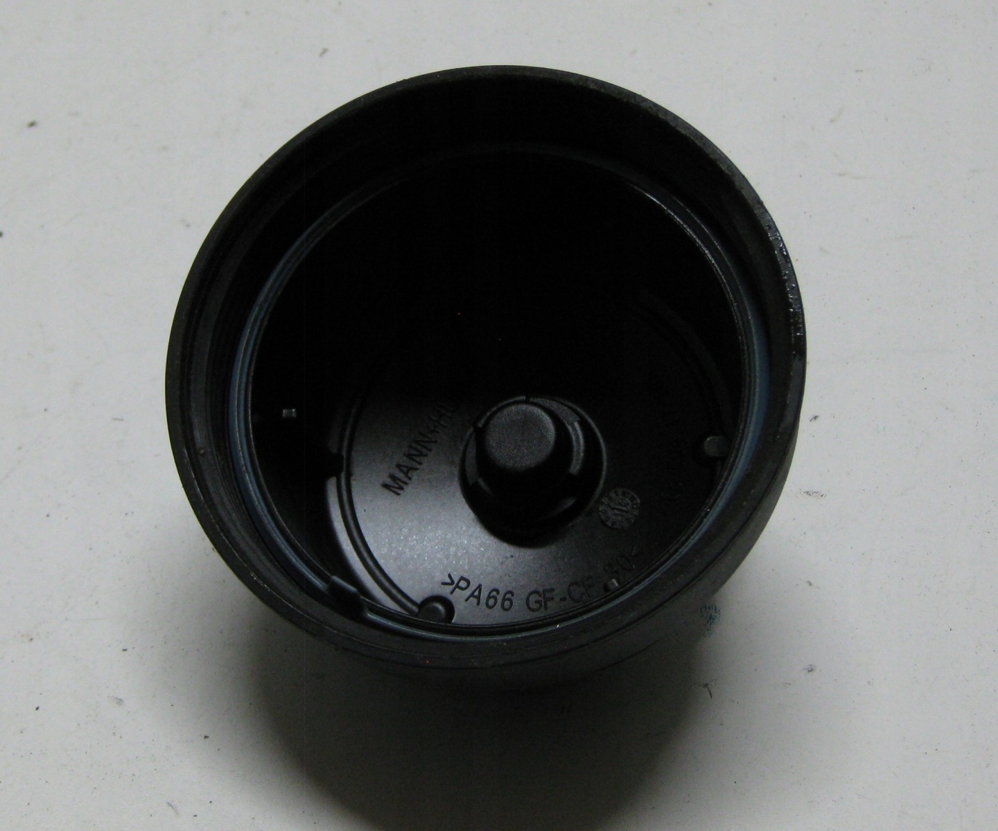VOLVO V50 Gehäuse Abdeckung Blende Abdeckung filter des Kraftstoffsbehälters 31342919