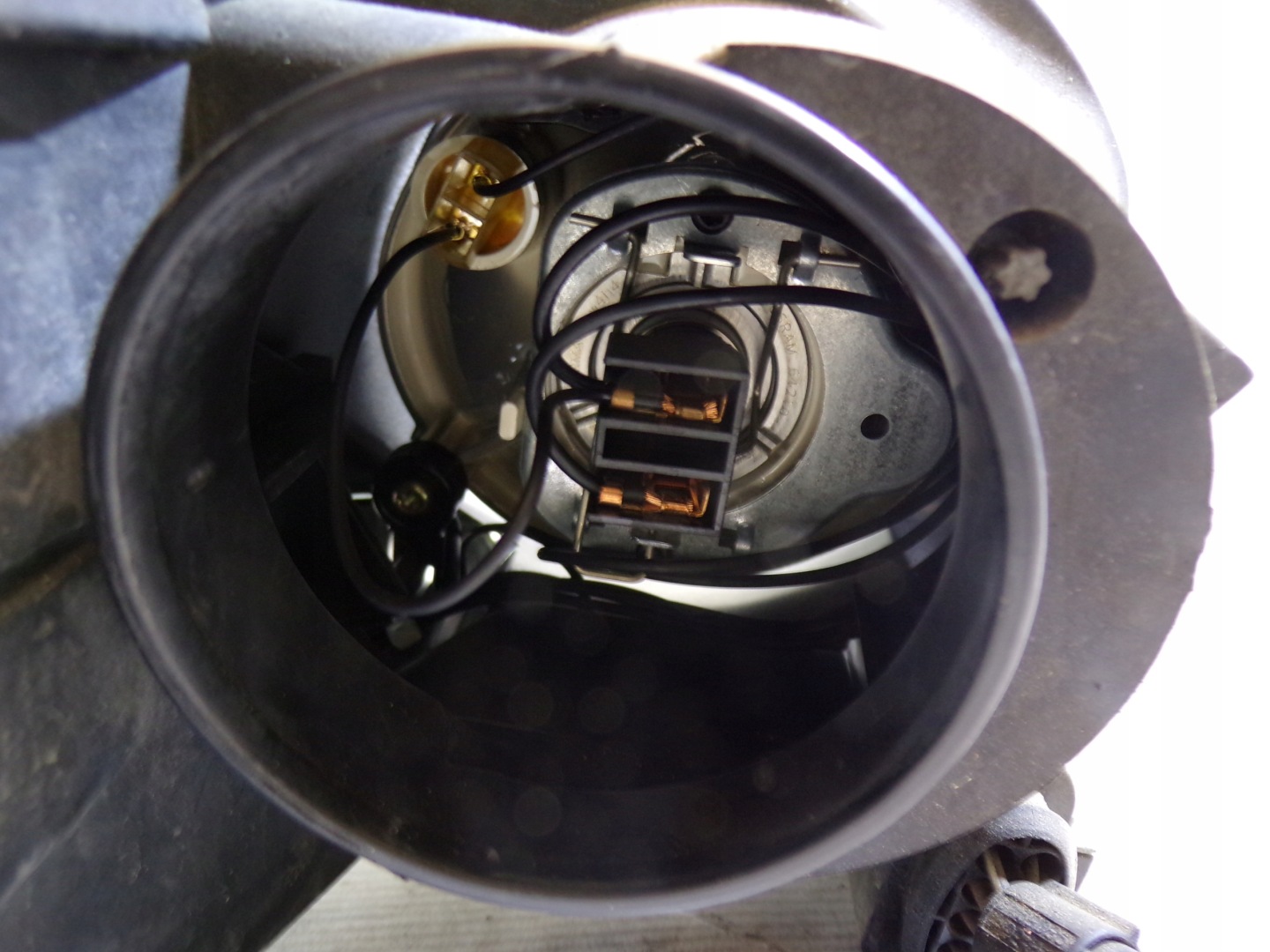 light front front left VOLKSWAGEN GOLF 5 V (1)