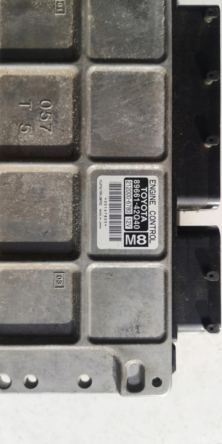 TOYOTA RAV4 2.0B computer ECU 89661-42Q40 212000-6780