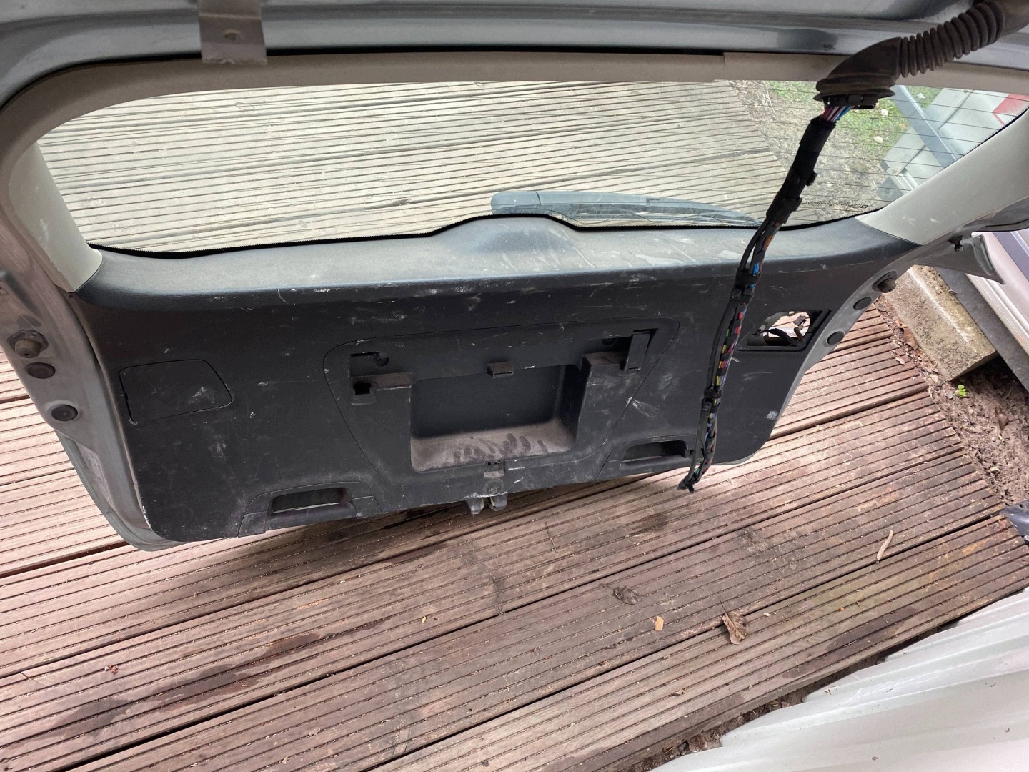 OPEL ASTRA J IV KOMBI complete trunk door boot rear part rear window