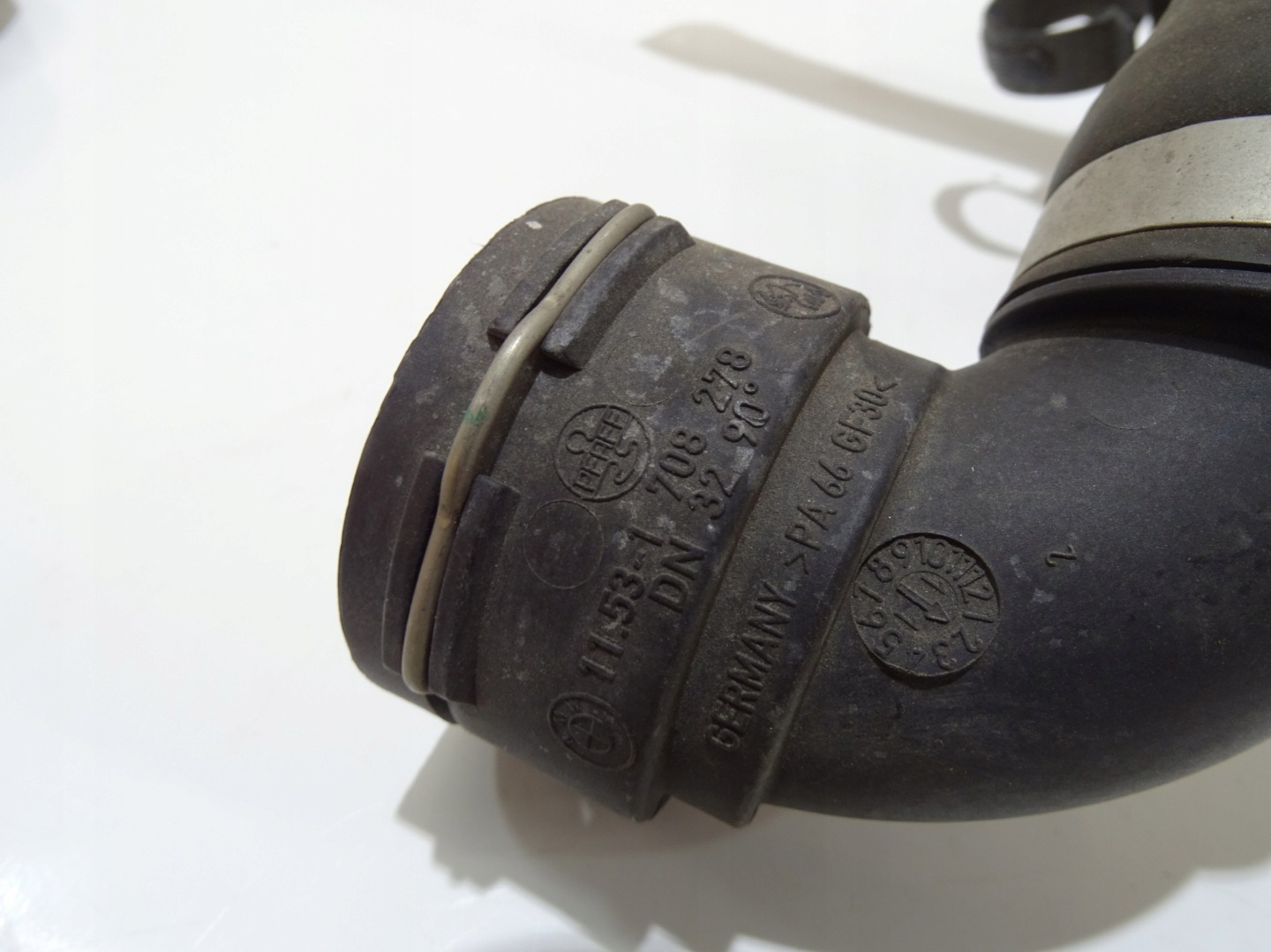 prijenos crijevo vode BMW E88 N43 7565092