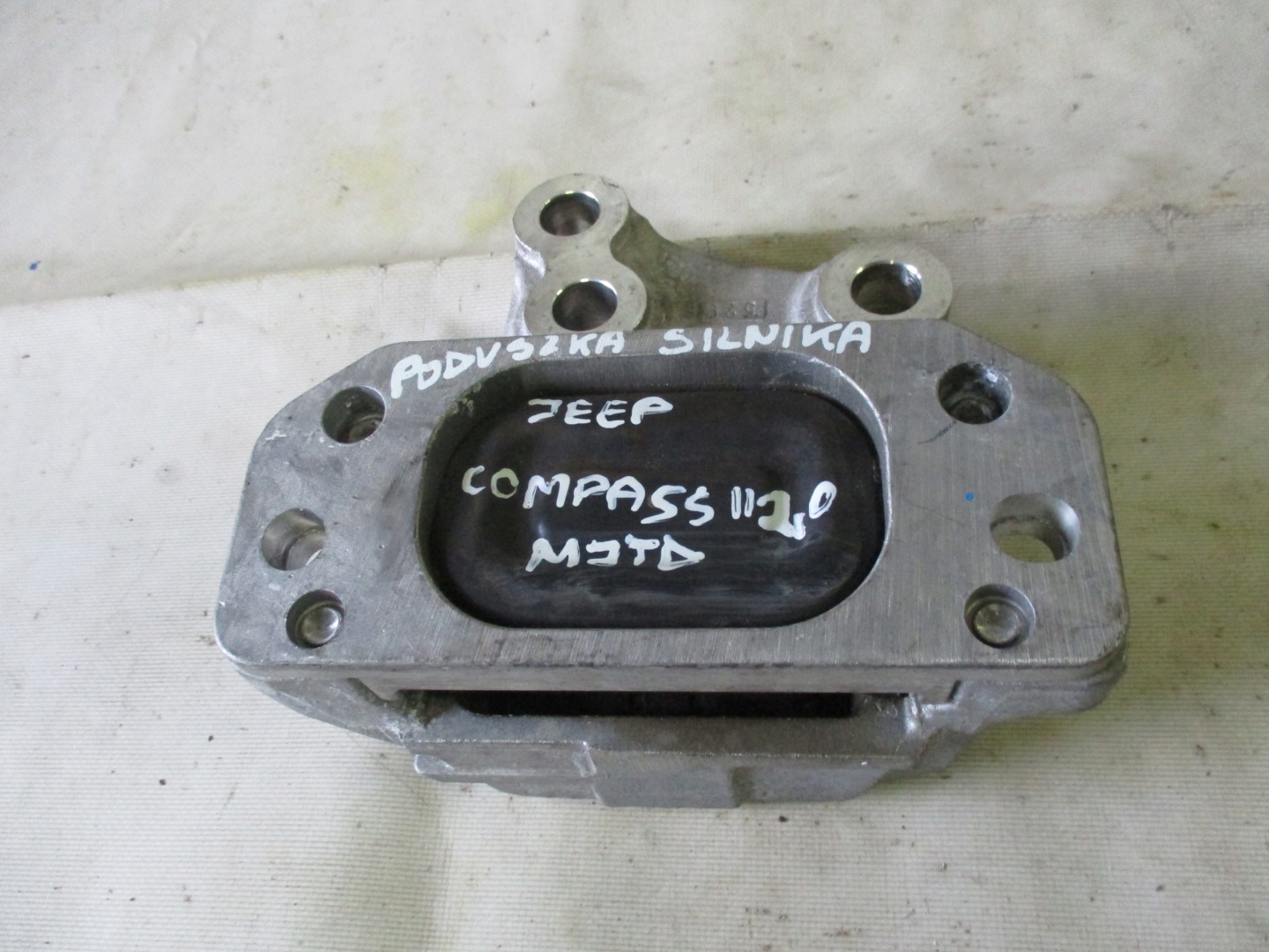 engine mount Jeep Compass II 2,0 MJTD 00533791050