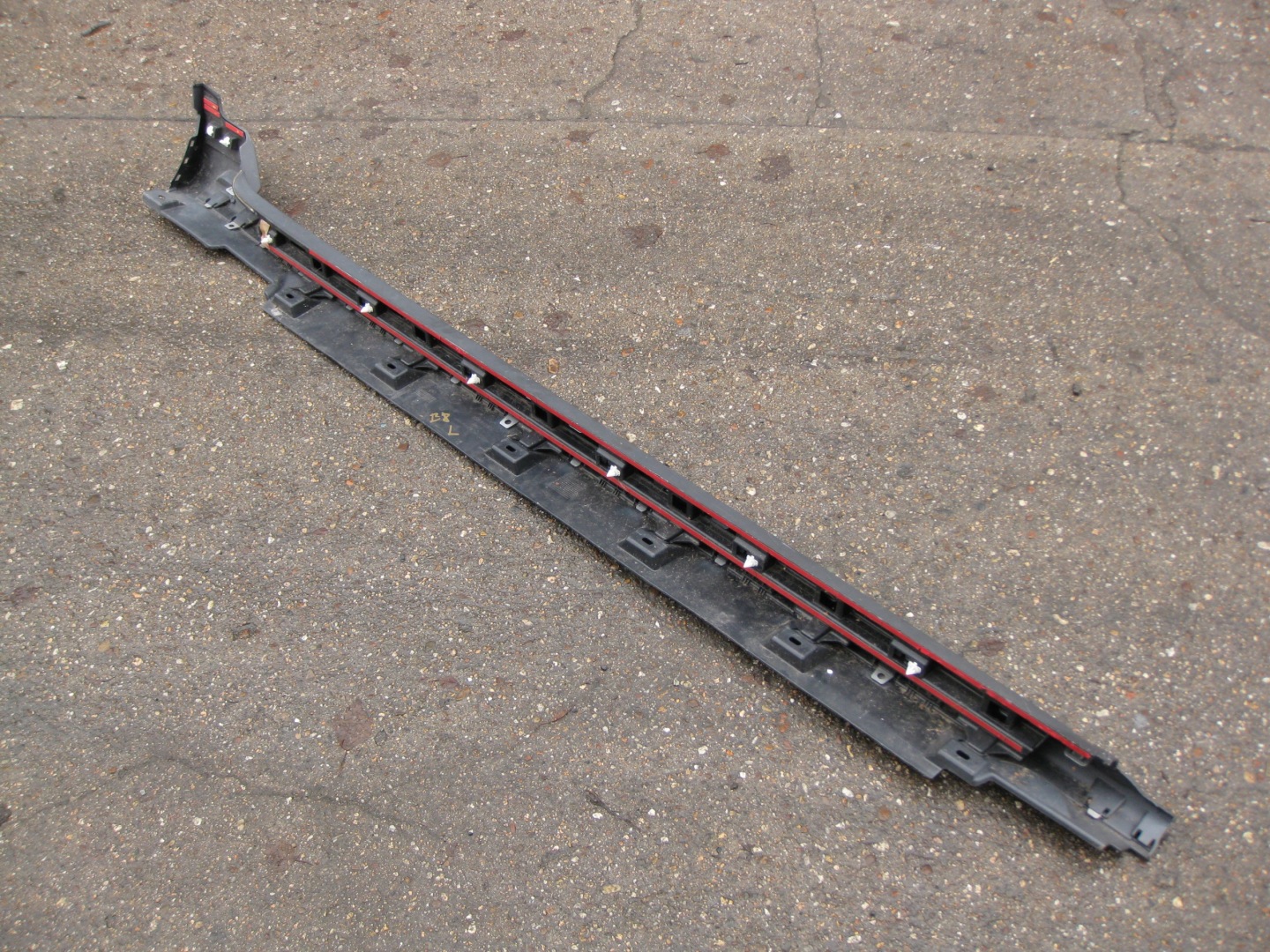 VW PASSAT B6 moulding threshold left 3G9853855