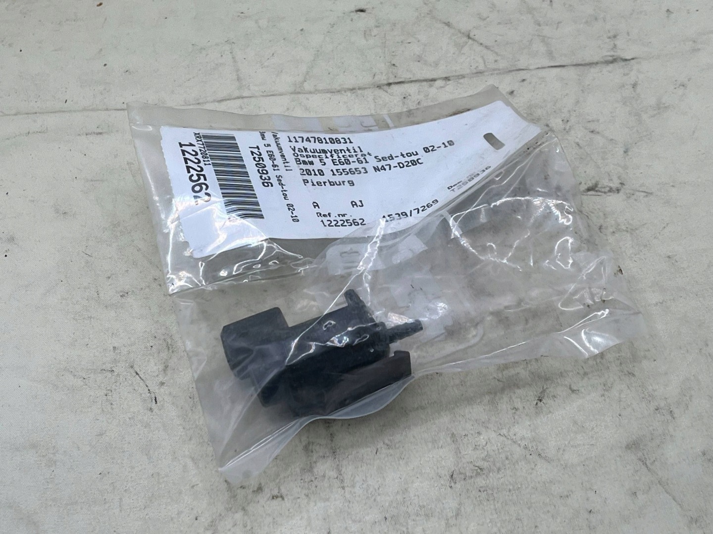 BMW E38 E39 E46 E53 E60 E83 E87 E90 elektroventil podtlakové 02318.01.0 !J
