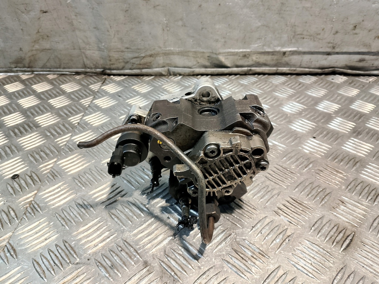 injection pump RENAULT MASTER II 2 2.2 DCI 07525345