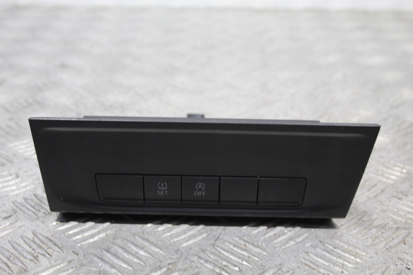 switch running board OFF VW CADDY 2K0 2K5 2K5863347A