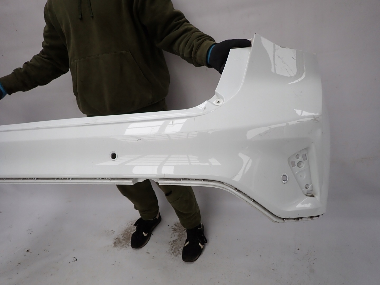 FORD FOCUS IV MK4 18- bumper rear part rear 4XPDC JX7B-17906-A