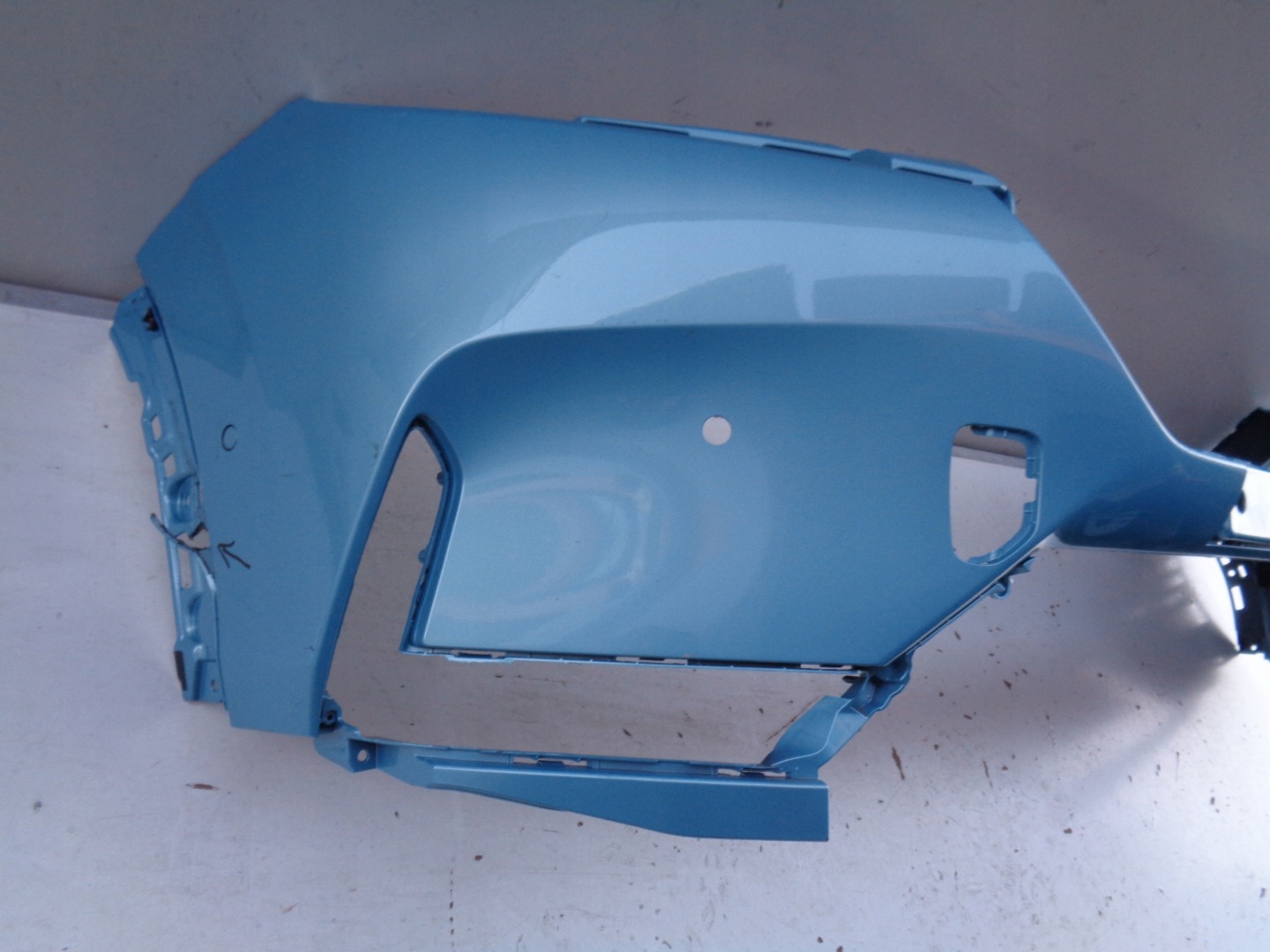 Frontstoßstange HONDA CRV VI 23- NR 44323