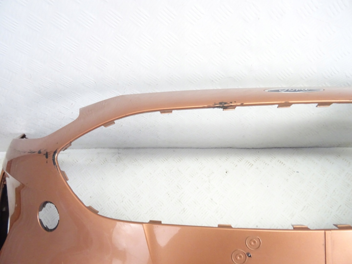 Ford Fiesta MK8 nárazník předek přední