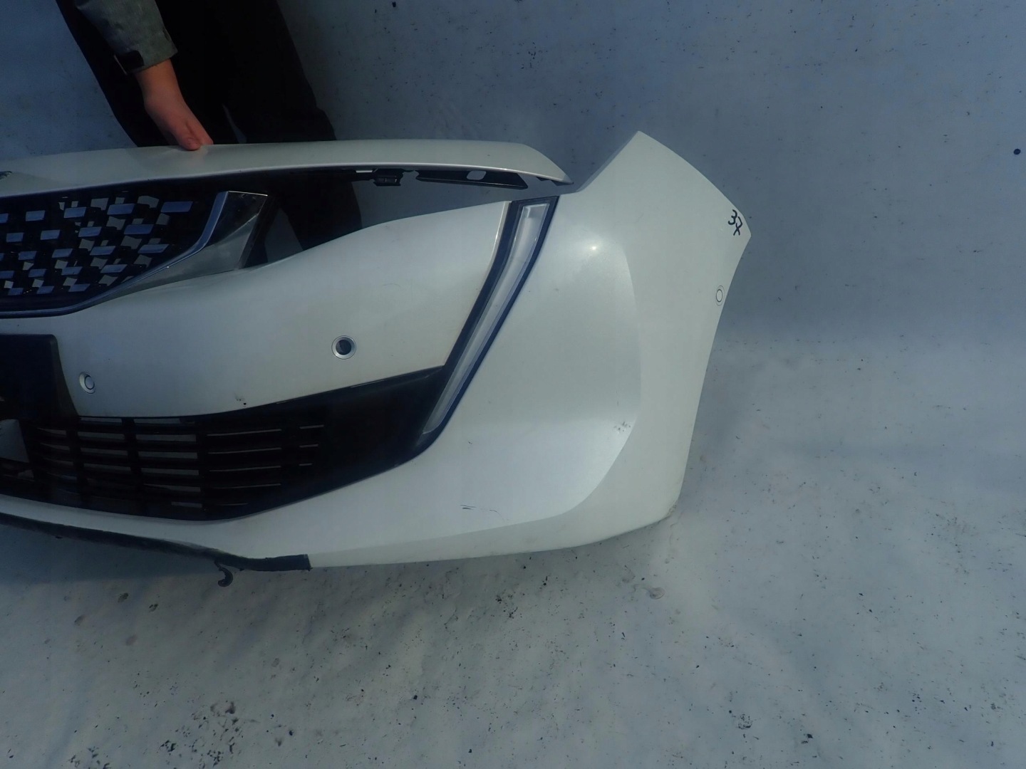 PEUGEOT 508 18- bumper front KAMERA 6xPDC LED