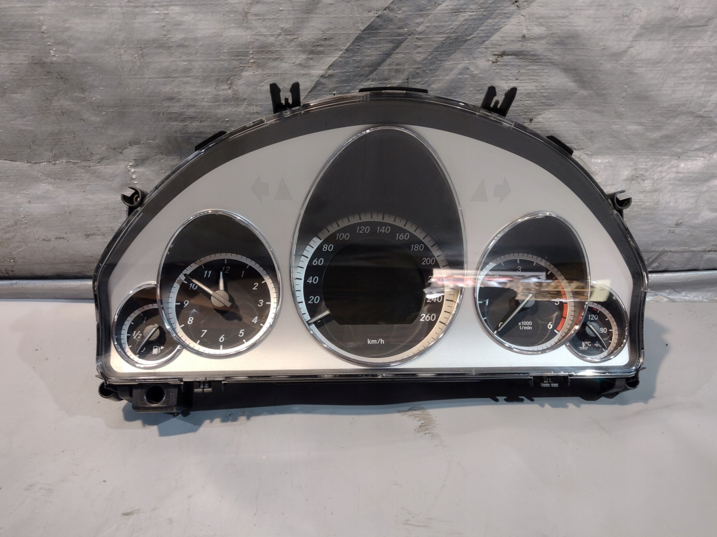 dials dials Mercedes W212 2,2 CDI A2129004904