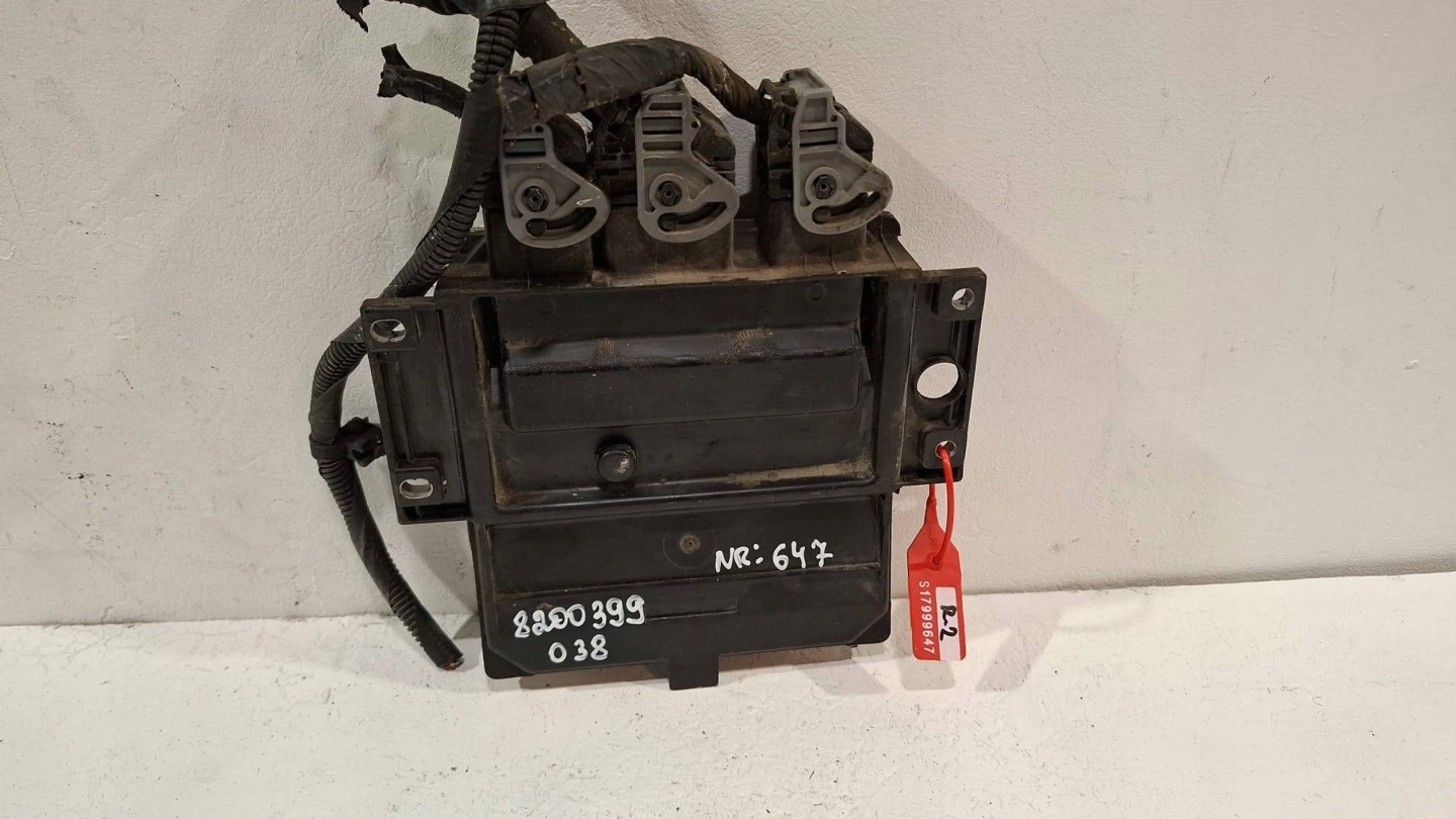 control unit of the engine computer 8200399038 Renault Clio III Modus Kangoo 1.5 DCI