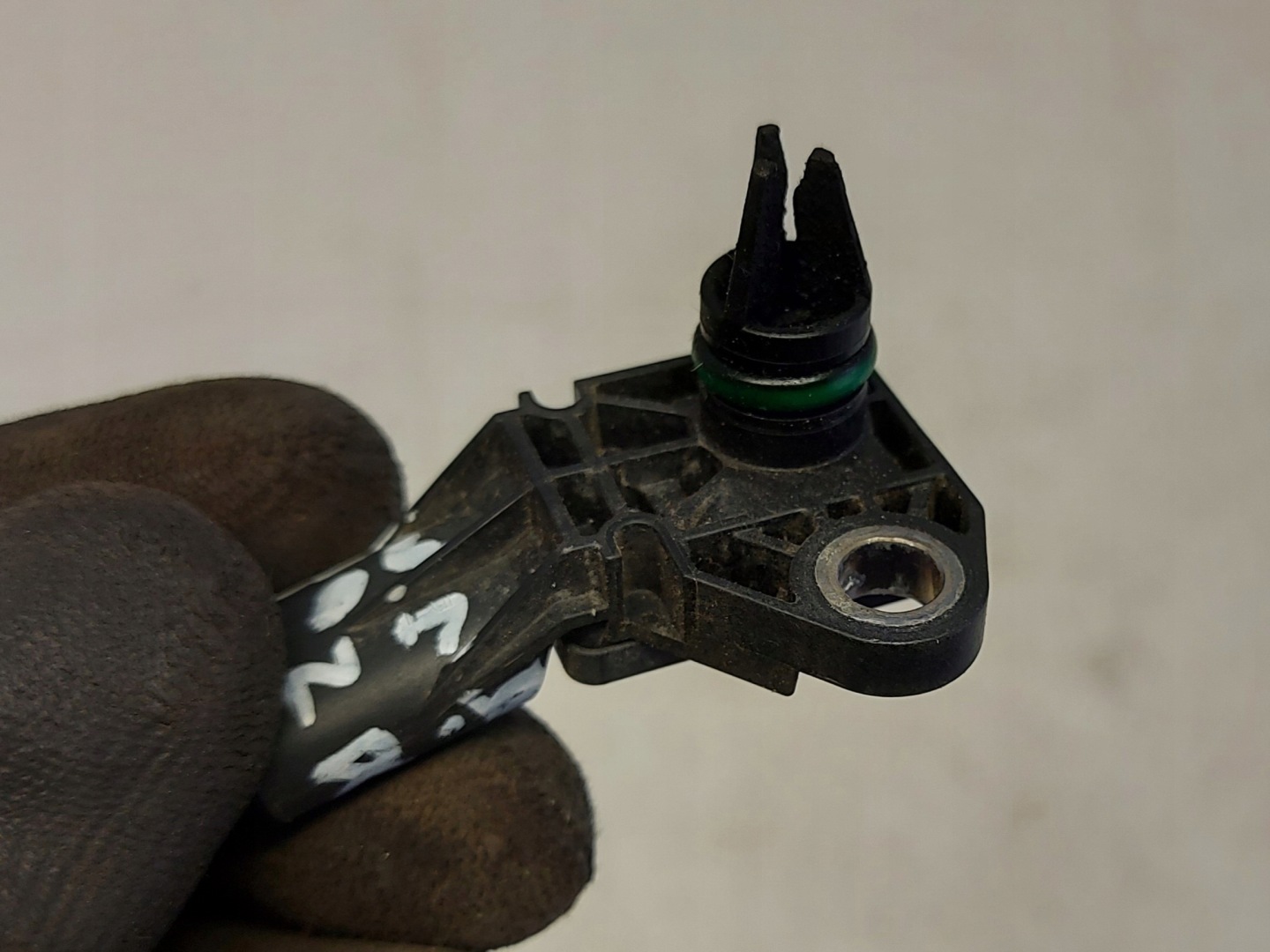 AUDI A8 D5 4N Sensor Druck 06E9060561T