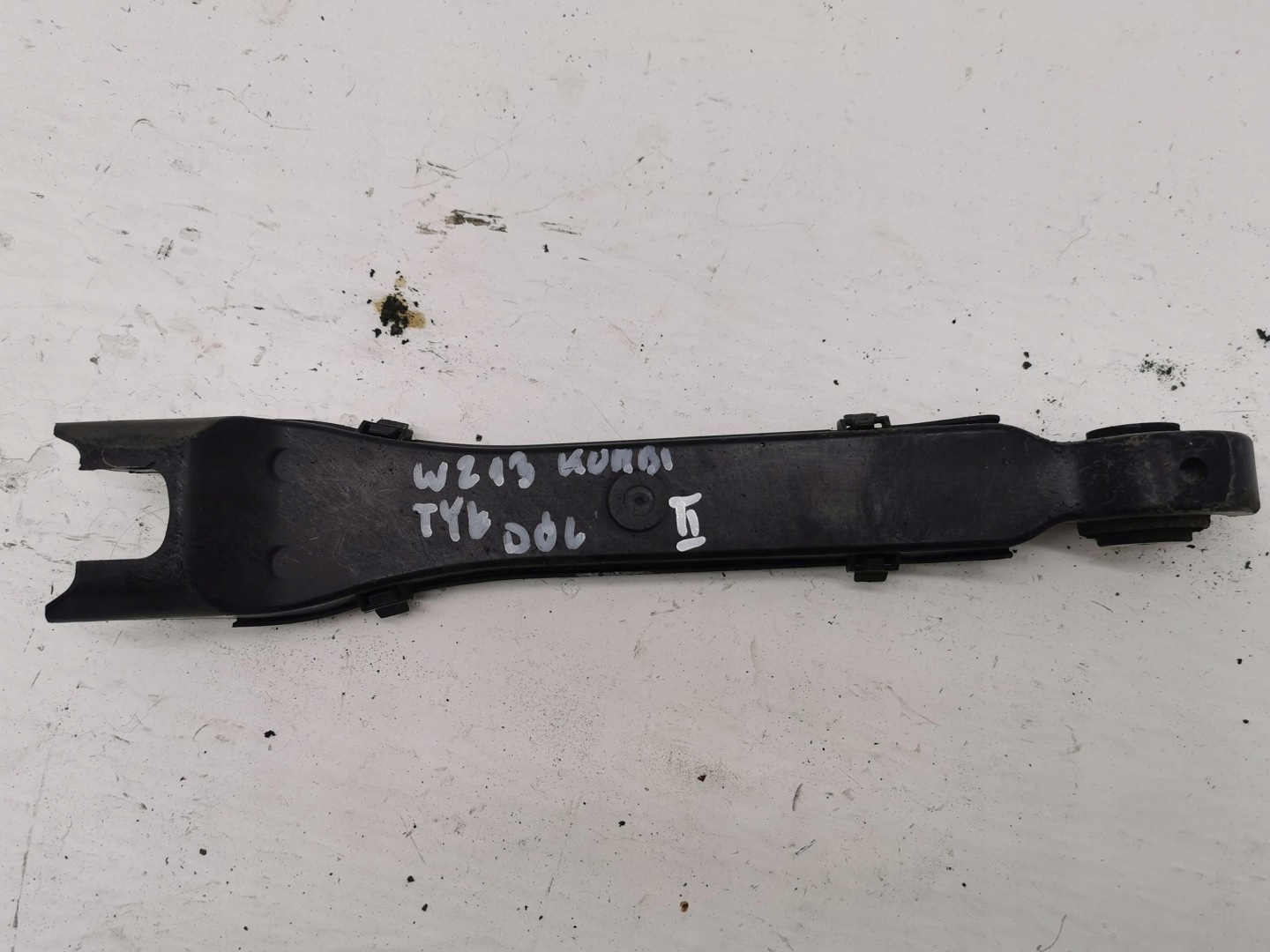 Querlenker hinten unterer MERCEDES E-KLASA W213 2.0 CDI