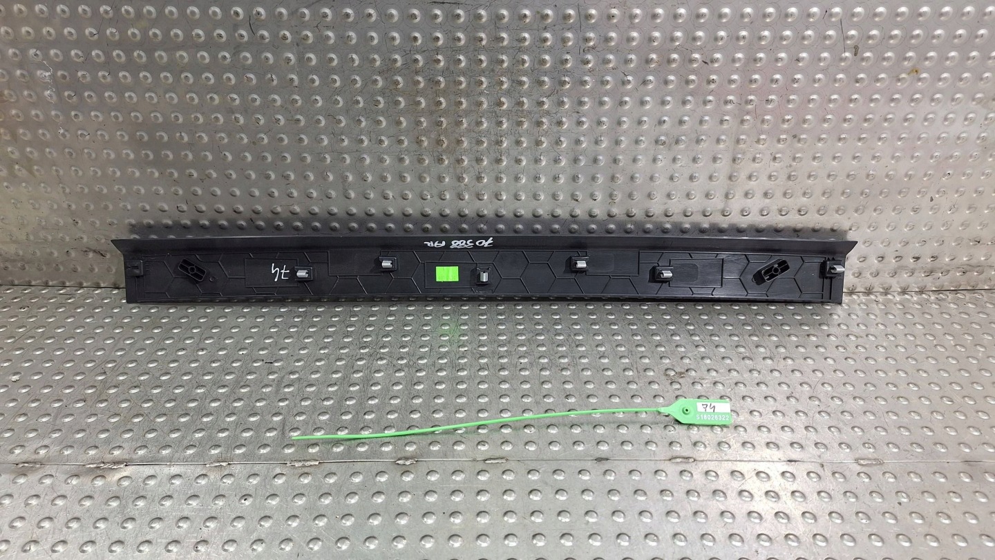 lišta Kryt Strechy 5G6867617 VW GOLF VII