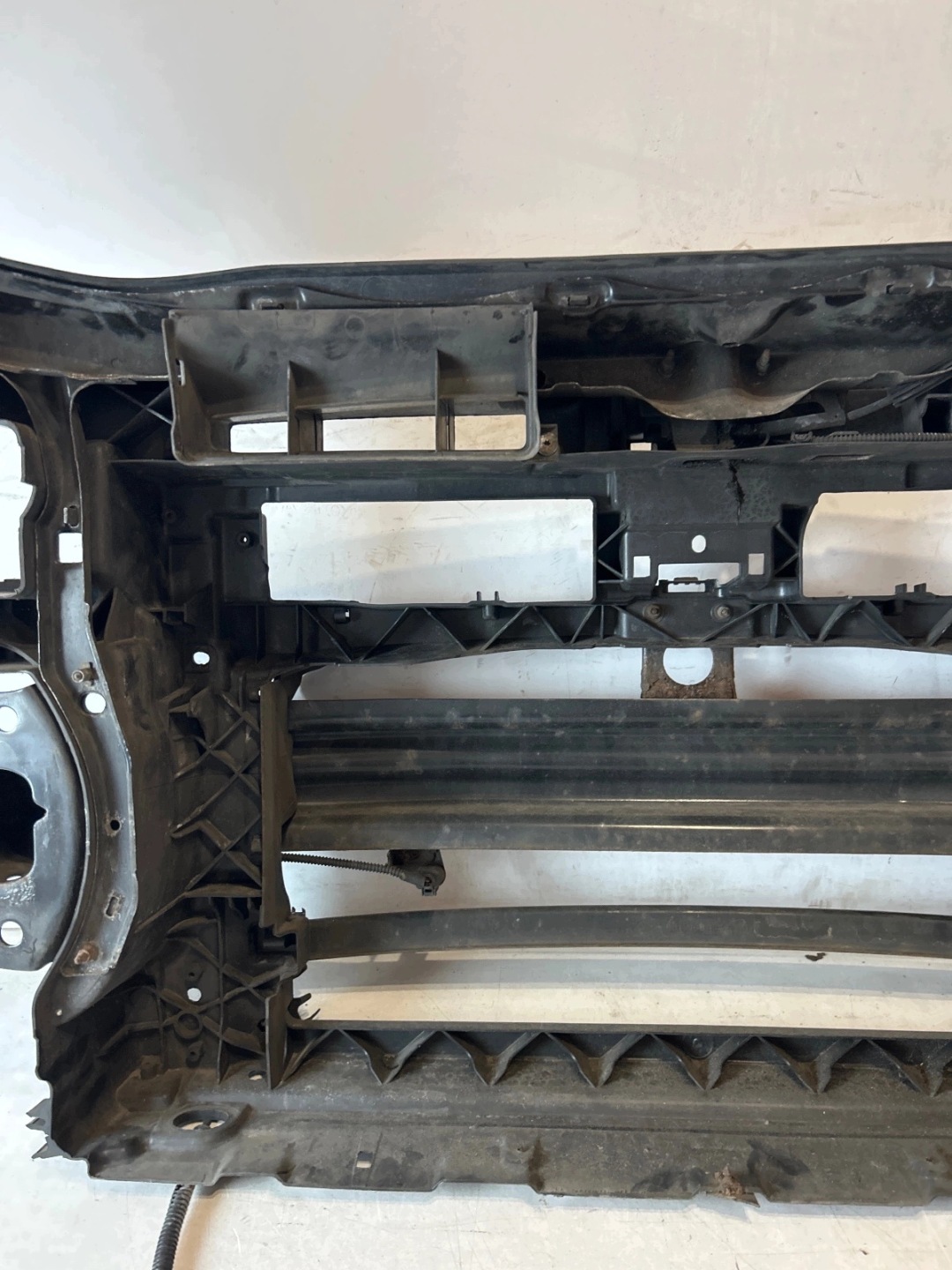 support panel for radiators Volkswagen Golf VI plus 1.6 TDI